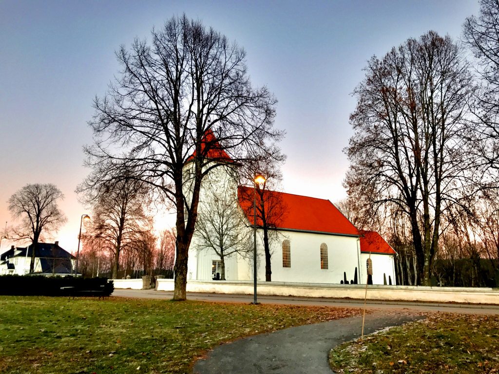 Sande Kirke,Sande i Vestfold